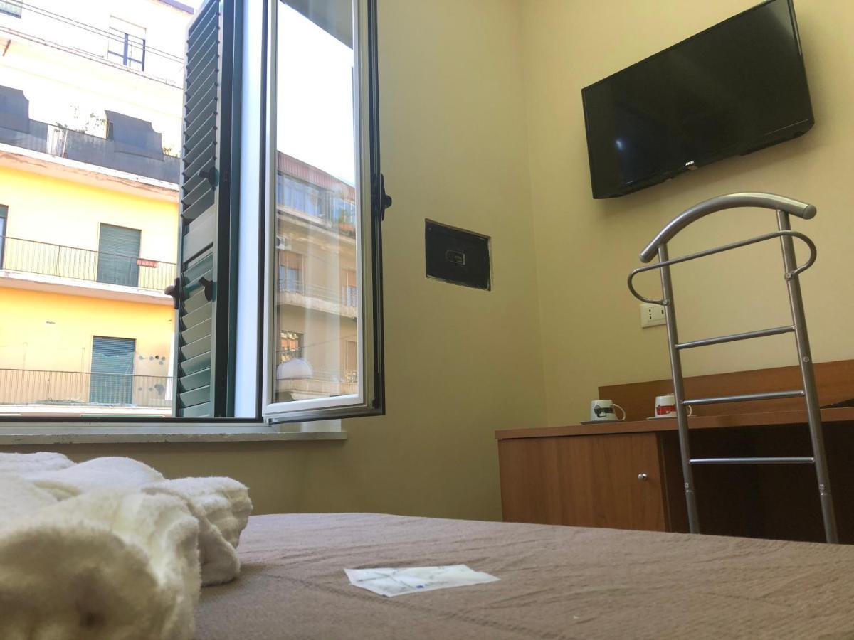 Le Affacciate Bruzie Home 2 Guest House Cosenza Exteriör bild