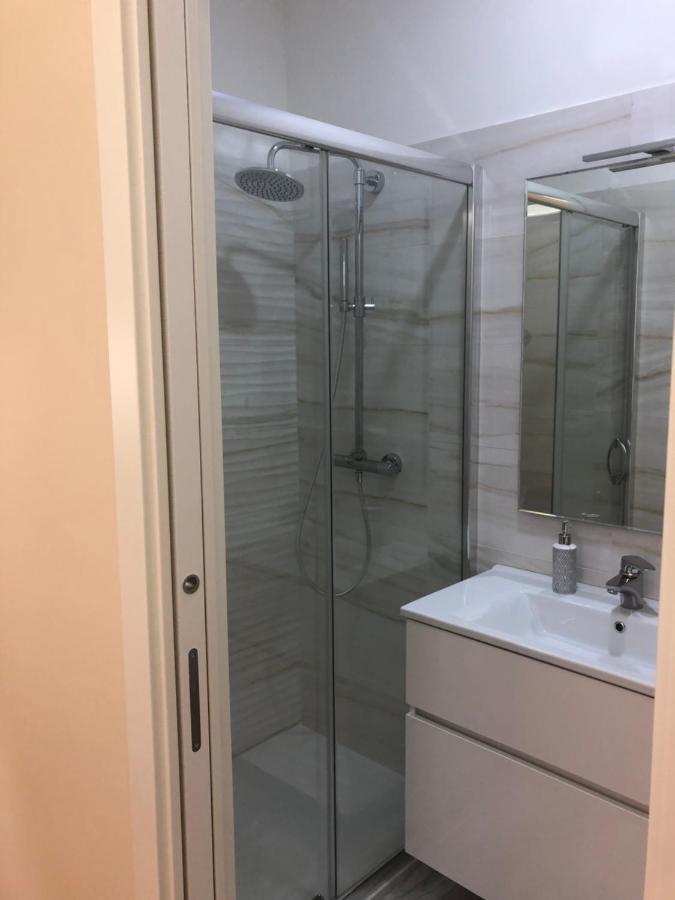 Le Affacciate Bruzie Home 2 Guest House Cosenza Exteriör bild